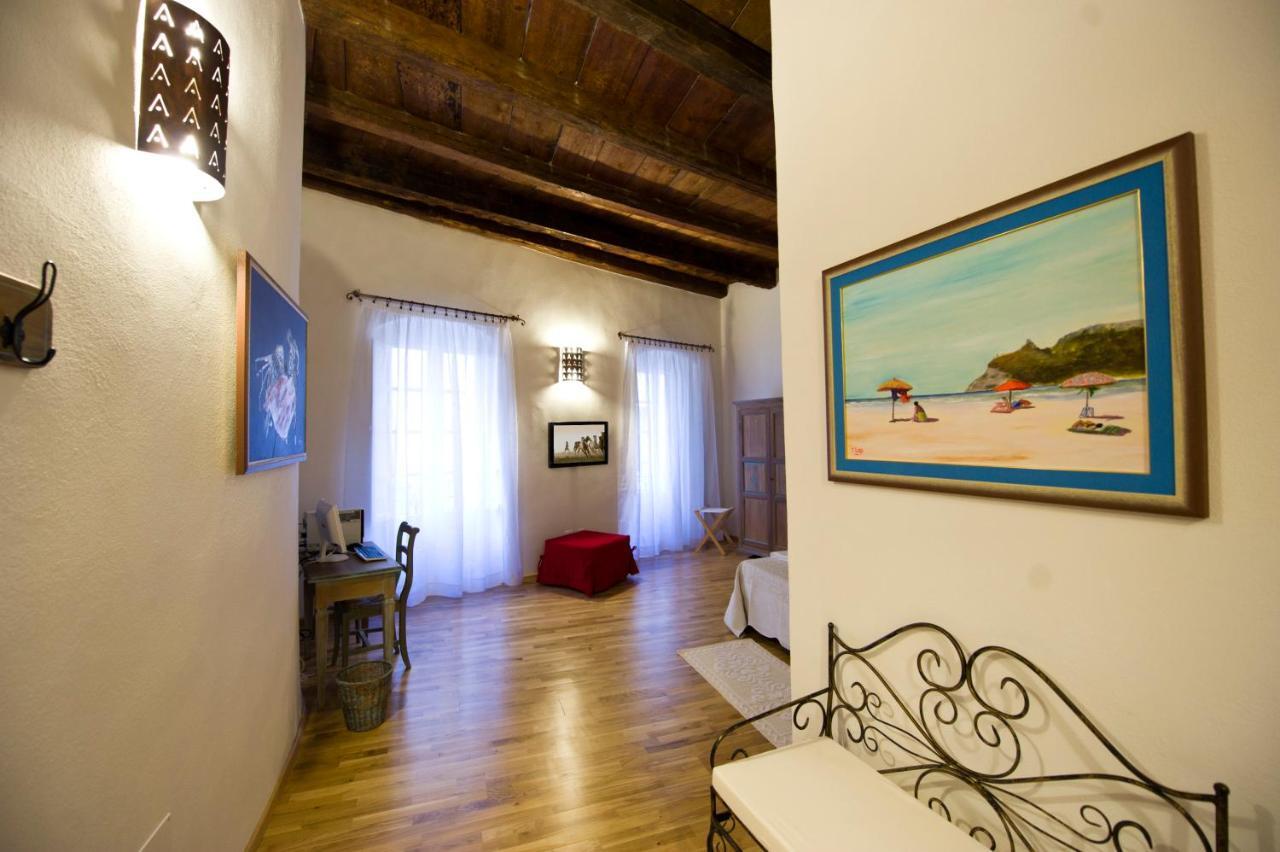 Castelletto Suites Cagliari Kamer foto